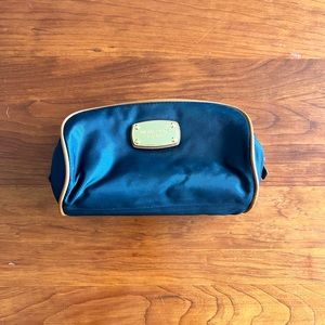 Michael Kors Pouch
